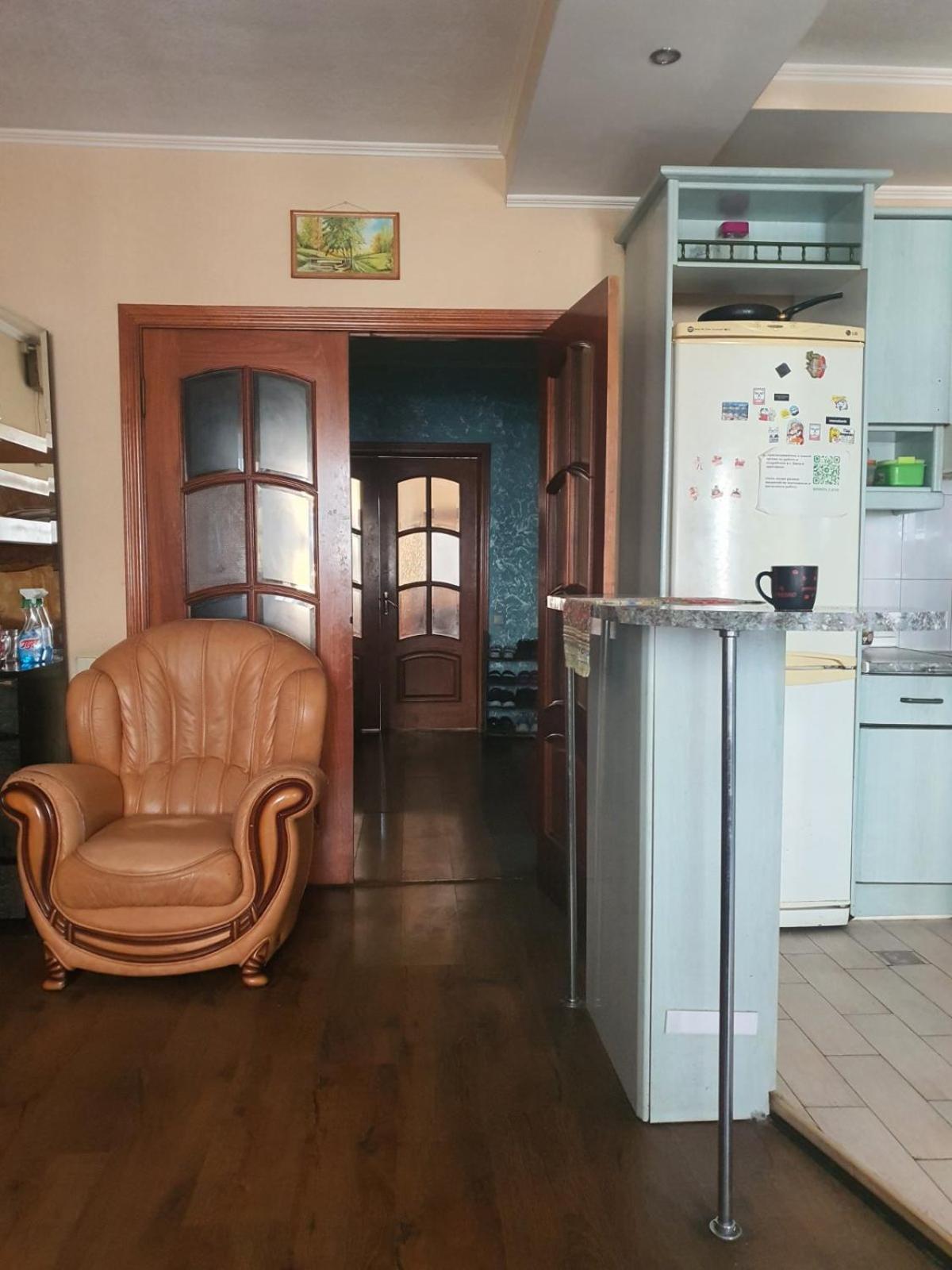 Хостел Оболонь Kiev Ngoại thất bức ảnh