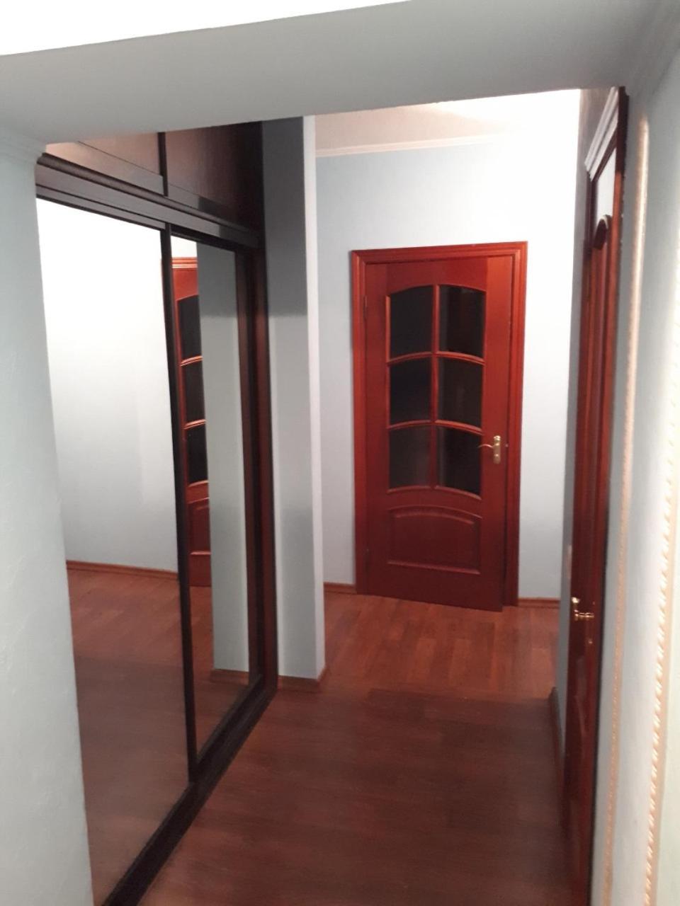 Хостел Оболонь Kiev Ngoại thất bức ảnh
